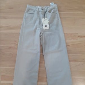 Levi's Premium High Loose Relaxed Wide Leg Denim Jeans Gray Cream size 27 NWT